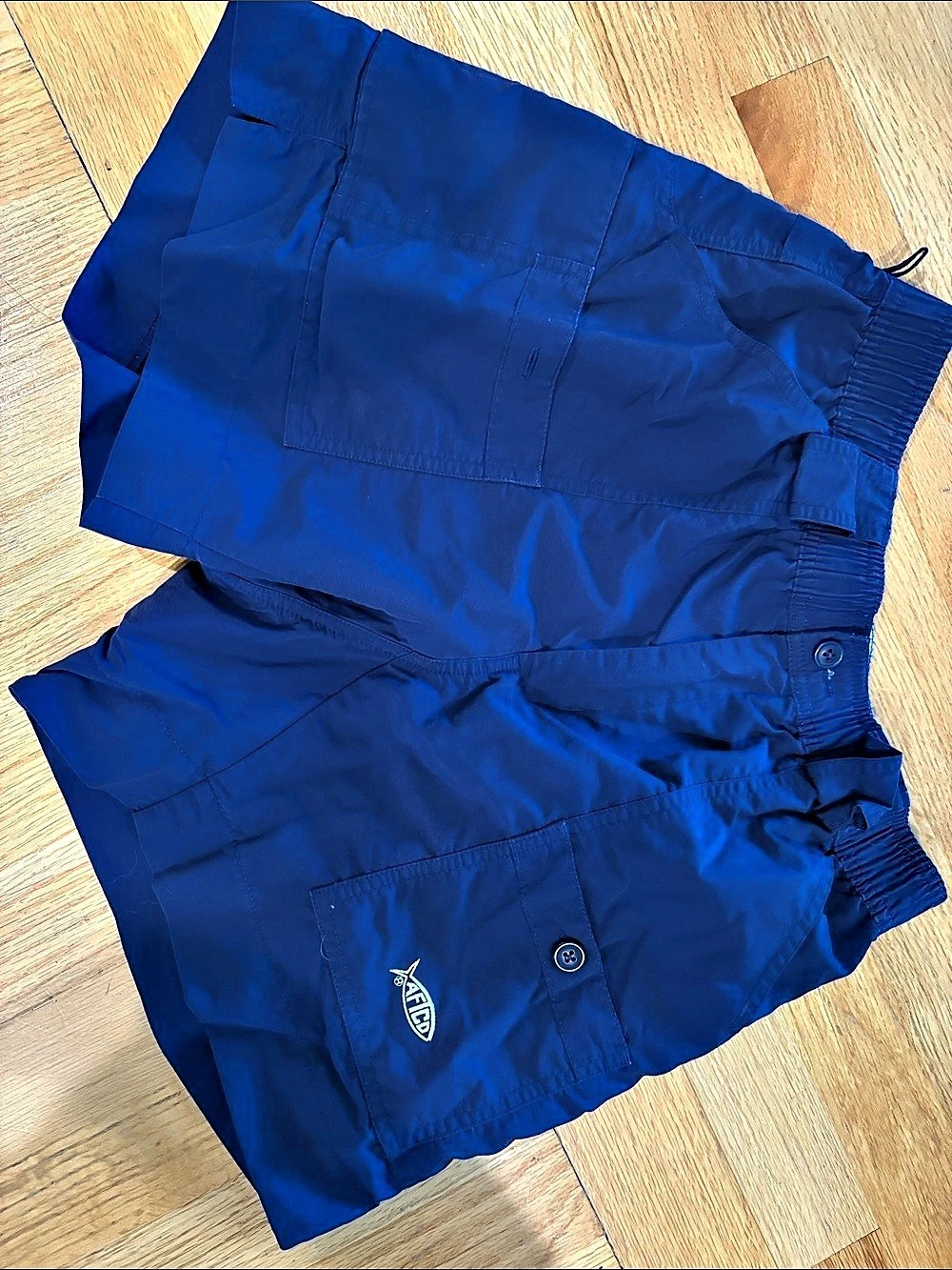 Men’s Aftco Fishing Shorts in Navy Blue Waist 30 Like New